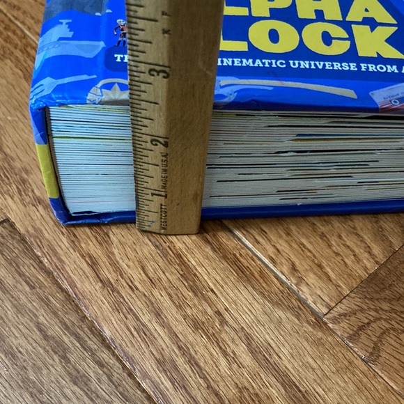 Marvel ALPHA BLOCK - Marvel Cinematic Universe from A to Z - Picture 16 of 17